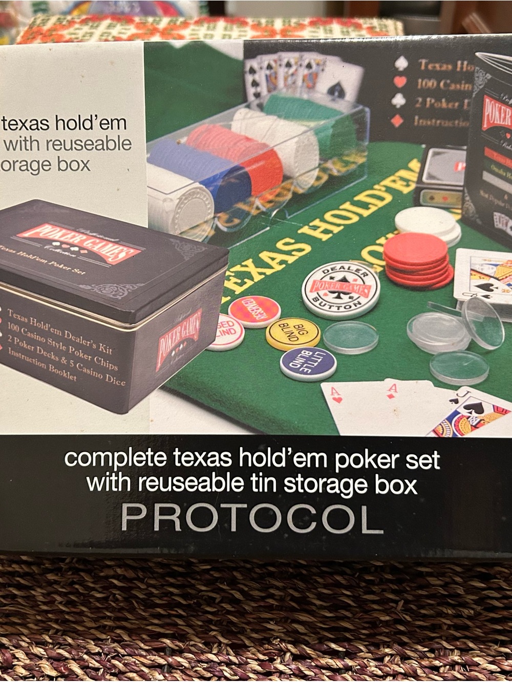 Complete Texas Hold'em Poker Set - Green - NWOT! Never opened.